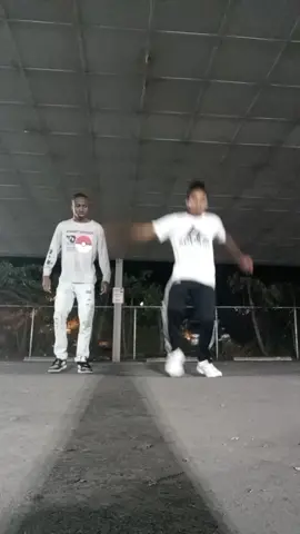 Teaching my friend how to do the Prince of Egypt dance🕺😁 #princeofegypt #practicing #dancing #cool #shorts @KeshonB dervindavis796