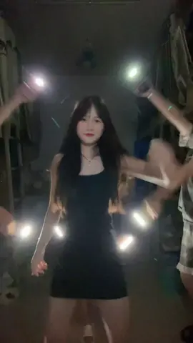 Dance with flashlight #dance #dancecover #dancechallenge #heybunnies🐰 