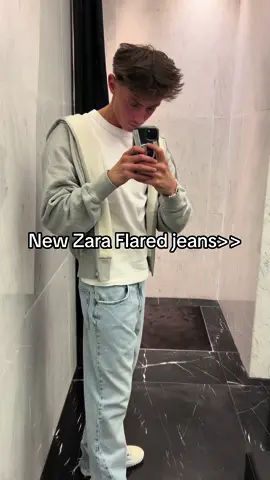 Flared jeans>>>#foryou #fypシ #fashiontiktok #styleinspo #fitcheck #fashion #hype #zara #zaraoutfit #fy 