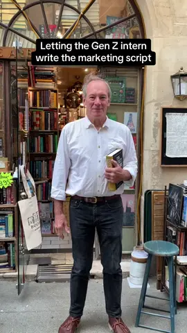 Brian serving bookshop realness #bookshop #marketingscript #genz #BookTok #bookfyp #booktokfyp #books 