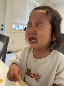 She wanted to dip her nachos in my sauce, but I warned her it was spicy. That's why she was crying, yet she kept eating while crying. Hahahaha she is so dramatic 😂