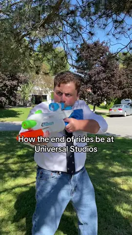 “Theyre getting away… look theyre flying” #universalstudios #fyp 