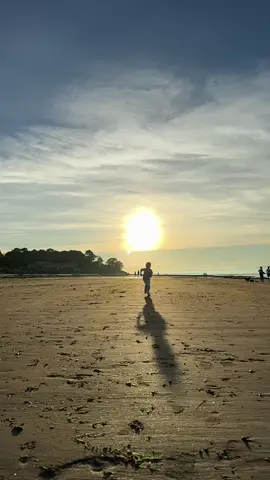 Beach after work ☀️ #nairn #beach #indiansummer #sunset #slowmotion #morganwallen 