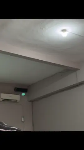 bisa lepasin dia kan?