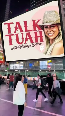 When 15 mins of fame starts looking like 15 years #talktuah #hawktuah #meme #funny #haileywelch 