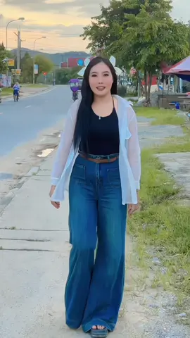 ca koj tseem zoo nkauj li tu thaum i 