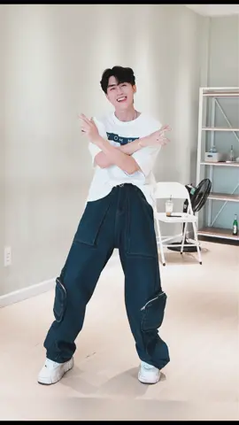 Tình đầu “chán qué” phiên bản thuộc động tác 🤪🤪🤪 #tinhdauquachen #anhtraisayhi 