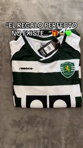 Esta camiseta de Cristiano Ronaldo del sporting de portugal 2003⚽️💚 Es el regalo perfecto…🎁🐐#camisetas #camisetasdefutbol #futbol⚽️ #camisetaspersonalizadas #retro #cristianoronaldo #ronaldo 