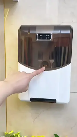 Hàng Xóm Sẽ Rất Bất Ngờ Nếu Bạn Sở Hữu Một Em Máy Sấy Khử Khuẩn Đũa Thìa Này #dungcunhabep #giadungnhabep