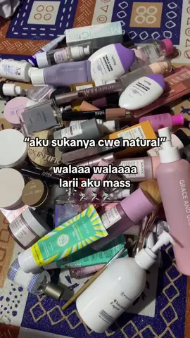 #fyp #fotolive #makeup #masukberanda #fypシ゚ #katakata #jj #capcut #makeover #skintific 
