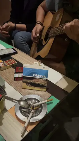 Cinta tak direstui🥀 @Afika.mc  @abiiBobySide  #dpaspor #cintatakdirestui #nostalgia #lagu90an #ptmencaricintasejati #tongkrongan #nongkrong #fouryoupage #masukberanda #xyzbca #liriklagu #sadvibes #storytime #coversong #fyp #fypp #fypシ゚ #fypdong #fyppp 