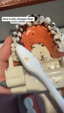 water flossing will keep your breath fresh for hours！！！#waterflosser #TikTokMadeMeBult #viral #viralvideo #holidav #TikTokShop #flashsale #Summer #survival #deals #homegadgets #asmrvideo #tiktokshopping #coolproducts  #BeautifulYou 