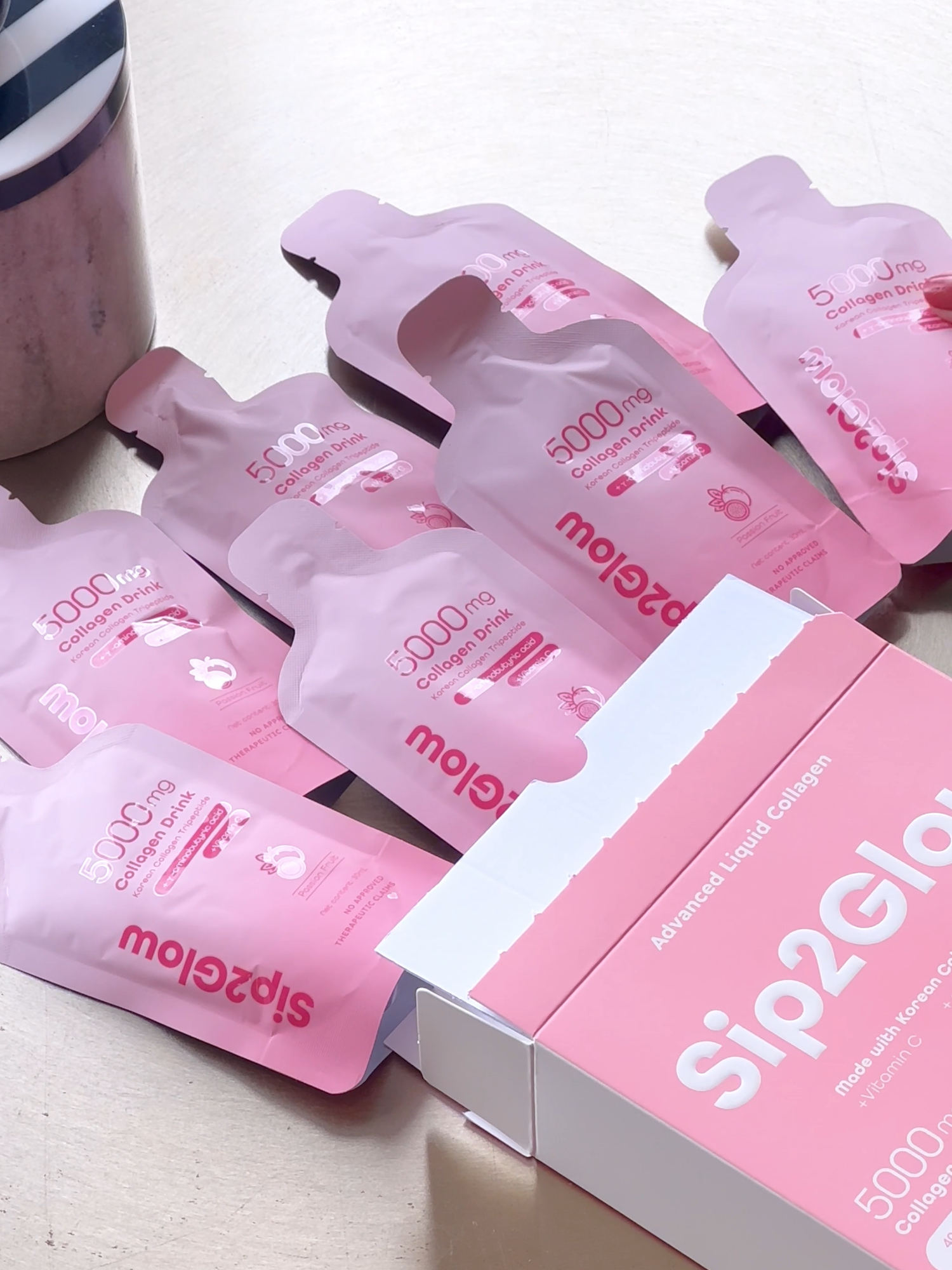 Unboxing time! 🎀 7 pieces in a box for your daily dose of glowing skin for a whole week! Ready to sip your way to radiant skin? #Sip2Glow #GlowGoals #AlwaysOnTheGlow