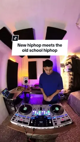 New hiphop meets the old school hiphop  #djpocholo #hiphop #toneplay #pop #fyp #djtricks #tiktokviral #viral #mashup #djmix #reelsoftheday  