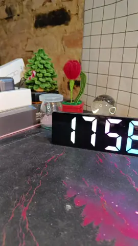 Đồng hồ LED để bàn đa chức năng: xem giờ, hiển thị nhiệt độ, báo thức siêu đẹp #dongholeddecor #dongholeddebanlamviec #dodecor #macbox #sieudautruongT9 