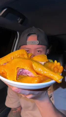 Hôm nay ăn gà ủ muối, gân bò ngâm sả tắc nhé ae#gauvlogs #xuhuong #xh #xhtiktok #ănvặt #ănđêm #siêucay #review #asmr #mukbang #gaumuoi