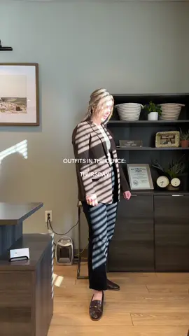 Having a black & brown moment #oito 🖤🤎 #businesscasual #workoutfits #businesscasualoutfits #OOTD #fitcheck #outfitinspo #officefit #officeoutfit #blazeroutfit #officeattire #fyp #foryou #style #9to5 