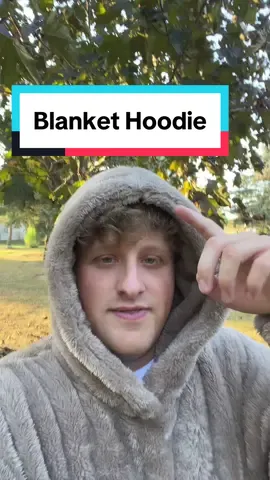 Replying to @TotallyNotTrist worlds softest hoodie.. #hoodieblanket #blankethoodie #hoodieszn #hoodie #sweatshirt #fallfashion #flashsale 