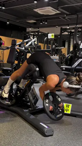 We've completely revamped Romi's leg program and she's well oncourse for some amazing gluten growth in 2025! #rashidmatthewshallfitness #youtube #tokyopro 