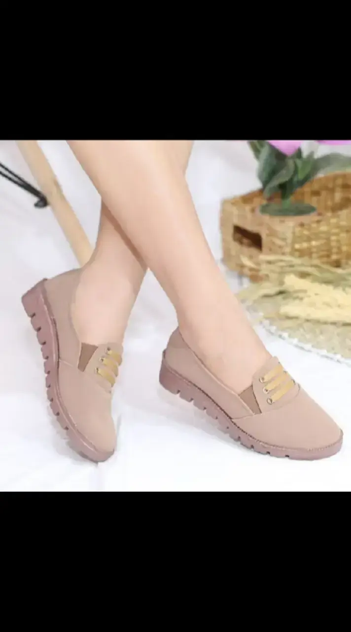 Abelia Sepatu Slip On Wanita.Untuk link produk ada di bio yaa batch 01 keranjang no.928 terima kasih.