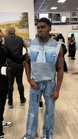 London Fashion Week ‘24 #modelling #fyp #lfw #londonfashionweek #runwaymodels #runwaywalk #freelancemodel #malefashion #blackmalemodel #fashion  #foryou  #londonmodel #Runway 