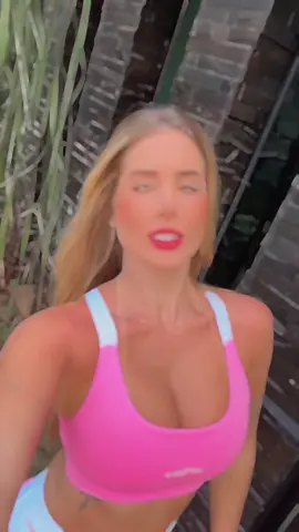 Lookinho fit bem barbie 💕 #Fitness #sereia #foryoupag #fy 