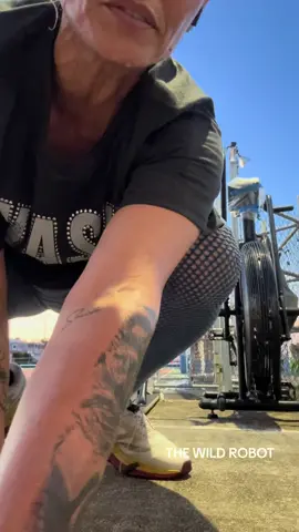 The Wild Robot workout   400mt Run, 150mt Rower or Ski Erg & 10 Cal. Air Bike 15 DB Thruster (DB-15-25lbs) 20 Inchworm to Push-Up Hand Release   400mt Run, 150mt Rower or Ski Erg & 10 Cal. Air Bike 15 Pull-Up & Chin-Up 20 Box Jump (20”-24”)   400mt Run, 150mt Rower or Ski Erg & 10 Cal. Air Bike 15 RAM Burpees  (Ram-22-33lbs) 20 Over the Shoulder  (D-Ball:40-60lbs)   400mt Run, 150mt Rower or Ski Erg & 10 Cal. Air Bike 15 Military Press Ram (44-55lbs) 20 Power Plank (Up & Down Plank)   ABS/Core 20 High Arm Crunches 100 Hip Thrusters 20 Double Leg Raise 100 Flutter Kicks 20 Hundred #kratosstrengthandconditioningpr #kratosendurance #kratosroutines #endurance #abs #core #endurancetraining #enduranceathlete #spartantraining #spartansgxcoach #rutines #workouts #ejercicios #rutinas #Fitness #spartanobstaclespecialist #personaltrainer #coach #runner #ultrarunning #trailrunning #runningmotivation #sportpsychology #crosstraining #fitnessmotivation #wod #thewildrobotworkout