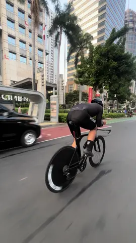 Gowes santuyy #ttbike #roadbike #fixie #fyp #trekspeedconcept 