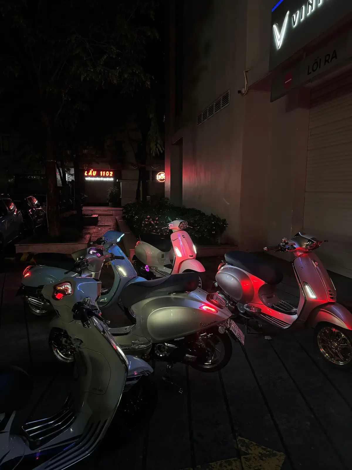 Họp đêm 🐆#viraltiktok #fypシ #xuhuongtiktok #vespa 