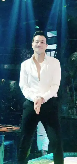 Trách ai 😊😊😊#sparta #angelmen #topu #anchoihanoi #trachduyentrachphan #trachduyentrachphanremix #dancer #CapCut #reivew #anchoihanoi #angelmen #nhausuongsuong #vudoanangelmen #sơmitrang #depzai #beerclub #dancerbar #baoquoc #sparta165thaiha#xuhuongtiktok #jyp 