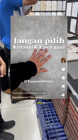 Jangan sampe salah pilih lantai kamar mandi kaya aku kmaren yaa gais, karena bakalan fatal bgt nantinya #RumahTumbuhFettyBismo #renovasi #bangunrumah #rumahimpian #masyaallahtabarakkallah #homedecor #homeimprovement #hometour #rumahidaman #granitkamarmandi #kamarmandi #renovasirumah