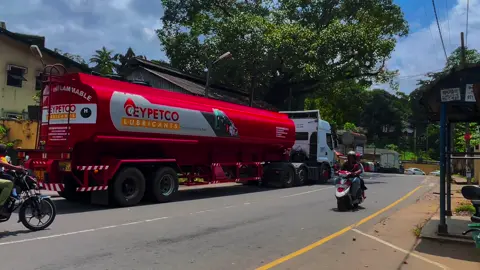 නැවක් උනත් දුන්නොත් පදිනව කියන අය මේකෙ රිවස් එකටනම් ටිකක් පස්ස ගහනව 👽♥️😈@Chanaka sandun bokkage සුපිරි රිවස් එක 😘✨🔥#මාවනැල්ලෙ_අපි__❤ #sri_lanka_🇱🇰 #renault_trucks🇱🇰 #රෙනෝල්ට්_රුව #සද්දන්ත_කුලේ_අපි #ප්‍රයිම්_මෝවර්_සමග_ජීවන_චාරිකාව😍 #නිදහසේ_ජිවිතේ #truck_driving #බවුසර්_සැට්_එක #cpstl_muthurajawela_terminals_⛽️ #33000l_සෙට්_එක_♥️✨ 