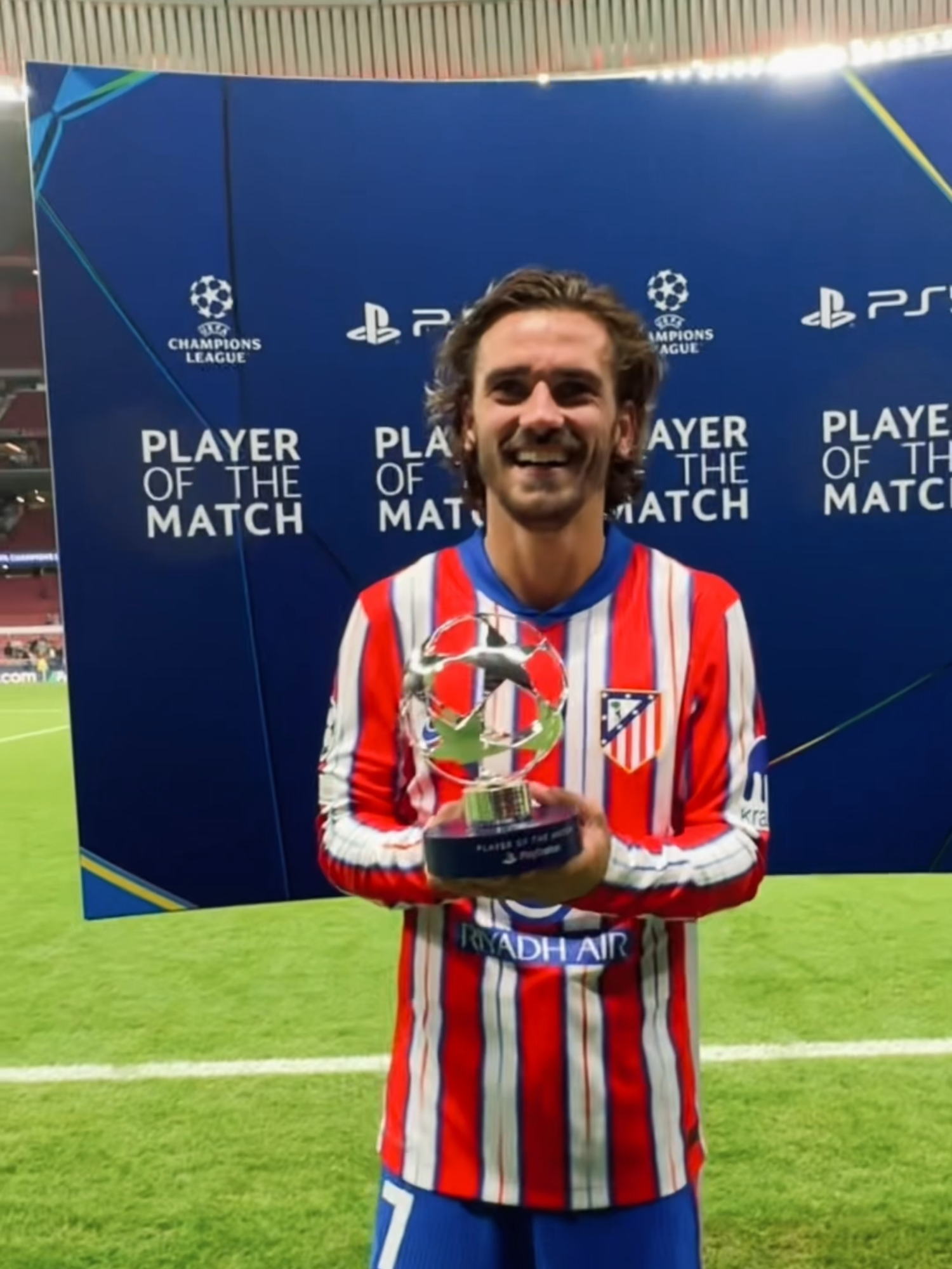 Ladies & gentlemen, let me introduce you @antogriezmann, our MOTM 💫 #MOTM #MVP #Griezmann #AntoineGriezmann #UCL #ChampionsLeague #Atleti #AtleticoDeMadrid