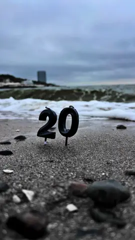 #sea #heppybirthday🥳 #birthday #emoji #20 #estetikcapcut #cadrephoto #life #music #tiktok #billieeilishlive #trendingvideo #trend #popular #ideas #musik #odessaukraine🇺🇦 