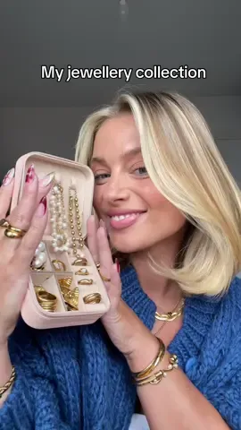 I can never rave about them enough 🥹 my absolute favourite brand for jewellery!! I have a discount code ABBIEH10 which can be applied on top of the sale <3 #bohomoon #jewellery #jewellerycollection #jewellerytok #goldjewellery 