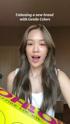 มา unbox brand น้องใหม่กัน Gentle Colors ชอบลิปออยล์ของเค้าทุกสีสุดๆๆ แบบสุดๆ ของพรีเมียมคือเก๋มากกก รอกดพร้อมกัน 23 กันยายนนี้ โปรดีมากทุกคน!  #gentlecolors #oohoil #gentlefaces #unboxing  