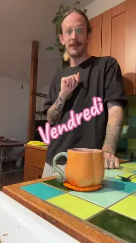 Albert est allé au vetérinaire hier et disons que ce n’est pas notre rendez-vous préféré! #café #chien