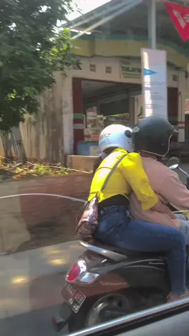 Ketemu koe neng dalan tak kebuli menisan 🤣😂💨💨 #cumidaratdiesel #innova #innovadiesel #mantan #fyp #fyppppppppppppppppppppppp #berandafypシ #fypシ 