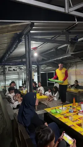 Buka dari jm 8 pagi sampai 8 malam,monggoh mampir lur #sempor #mendoanamba #15promax #suciisotang84 #miekuthelsucisotang #mendoanambasuciisotang84 #fypp #suciisotang #kebumen #bendungansempor 
