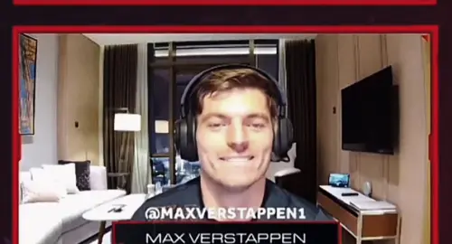 — streamer max makes me go 🤭... this is a simpler one but still!  #maxverstappen #maxverstappenedit #formulaone #f1 #formula1 #foryou #edit #fyp #redbullracing 