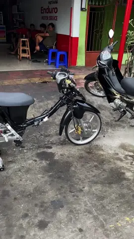 melu style opo iki cah #kphgank #hmrracingexhaust #supraholic #supraherex #kphjogjastyle #wave125 #suprax125 #sikayemwae #supranaiboy 