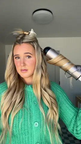 Was this a fail? Let me know lol! #utahcurlstutorial #utahcurls #curls #curlinghair #curlingiron 