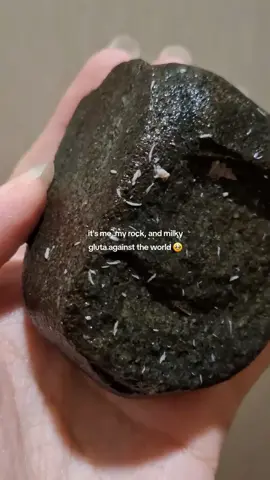learned this from my grandma, can you greet her? Today is her birthday. 🎂🩷🤍  [how to whiten skin, how to lighten skin, milky gluta white honest review, milky gluta white x 20, scar soap remover, whitening soaps, micropeeling, how to achieve milky white skin, peeling effect of keisha, soap recommendations, body care tips] #milkyglutawhite #milkyglutawhitesoap #keishawhitesoap #keishawhite #extremewhitening #whiteningsoap #niacinamide #glutathione #collagen #hyaluronicacid #vitaminC #trendingsoap #pampaputi #howtoglowup #GlowUp #scarfader #darkspotlightener  #peklat #creatorsearchinsights 
