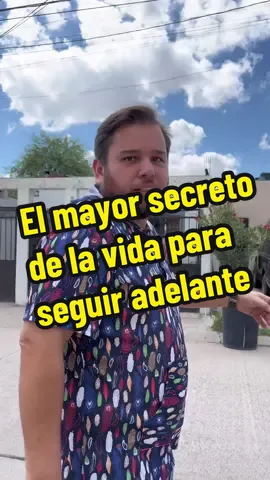 Te comparto el mayor secreto de la vida para seguir adelante #humor #comedia #parodia #standup #diversion #funny #memes #parati #reelsvideo #reelsviral 