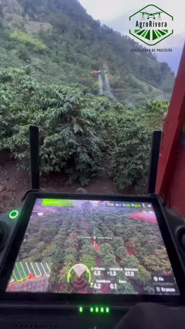 Aplicacion de fertilizantes foliares en cafe con drone DJI Agras t40! 💪 seguimos innovando, el futuro es ahora.#drone #agrast40 #DJI #cafe #colombia🇨🇴 #foryoupag #fyp #fumigacion #Canva #agriculture #djiagrast40 #innovation #ejecafetero #