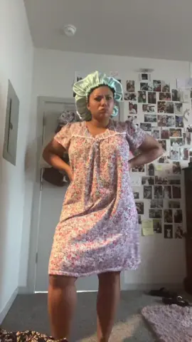 Idk bro wHaT aRe YoU dOiNg?! #imjustagirl #wyd #wydfunny #funny #funnyvideo 