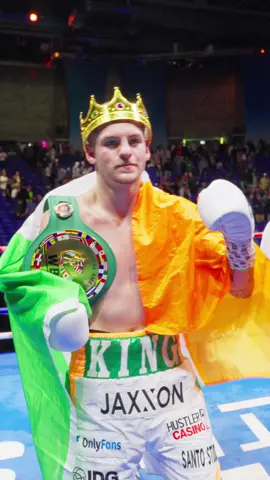 KING CALLUM WALSH GETS IT DONE IN THE SECOND ROUND👑 #callumwalsh #boxing #mma 