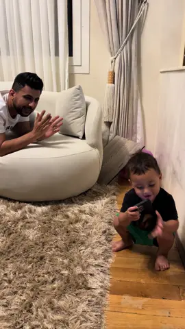 رحيم ابني دخل موسوعة جينيس ، كأسرع طفل يكسر موبيل iphone 16 الجديد ف العالم