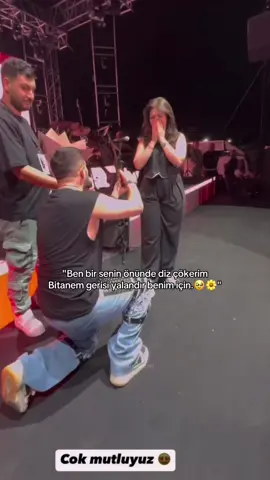 Love💍                                              #edasakizzz #burakbulut #sudesakızzzz #CapCut #esfc #edbur #viral #fyp #tiktok @Eda sakız @Eda Sakız @burakbulut #CapCut 