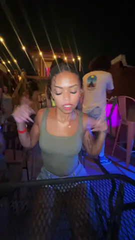 #poseforme #natilenunn #fyp 